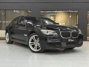 BMW 750I M SPORT 2012