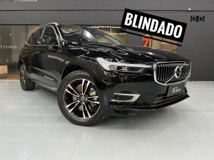VOLVO XC60 T8 MOMENTUM 2021 BLINDADO
