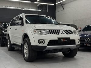 MITSUBISHI PAJERO DAKAR 3.5 V6 HPE 4X4 FLEX 2013